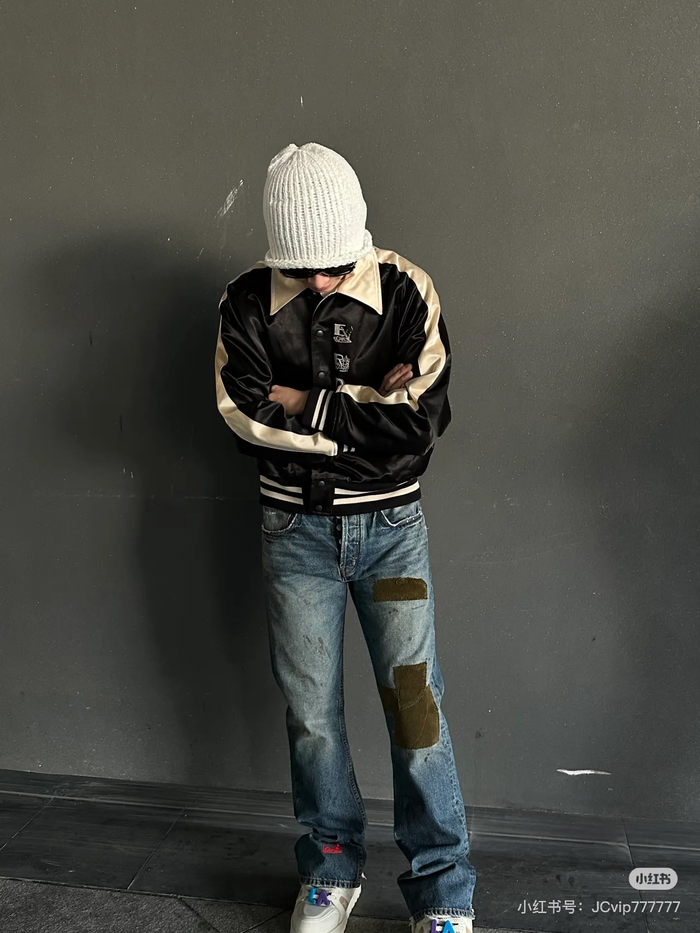 ERD Melancholic Rich Second Generation Patch Jeans Blue Upper Body Picture